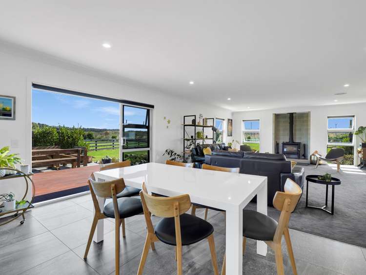 7 Carex Grove_5