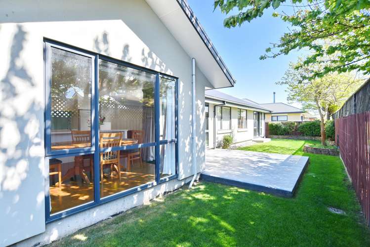 61a Birchfield Avenue Dallington_18