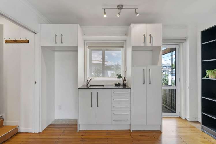 83B Sale Street Cockle Bay_24