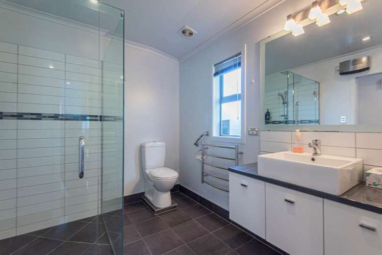 1 Parahaki Street Regent_5