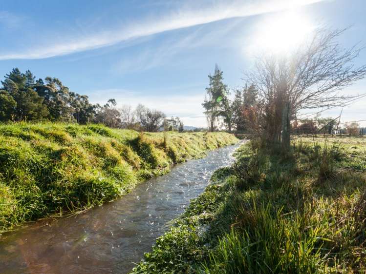 131 Chester Road Carterton_23