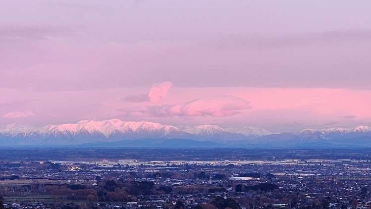 126 Huntsbury Avenue Huntsbury_21