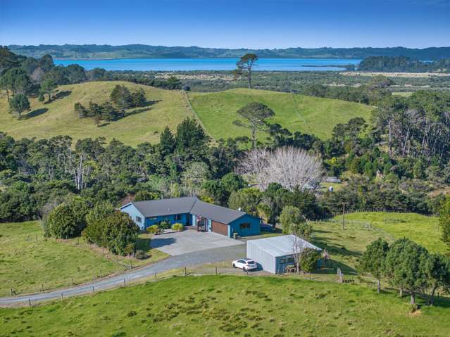Private Lifestyle Escape on 5 Acres