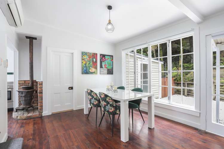 34 Takahe Road Titirangi_5