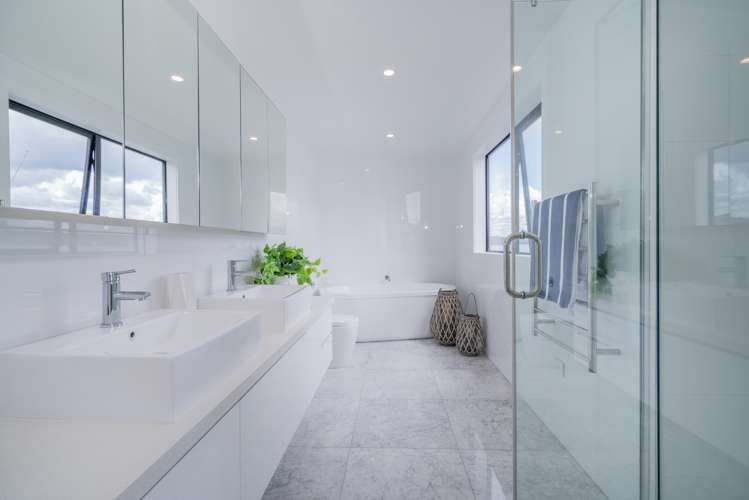 Villa 6/6 The Marina Tairua ThamesCoromandel Houses for Sale