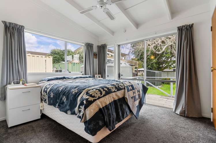 5 Puriri Road Beachlands_10