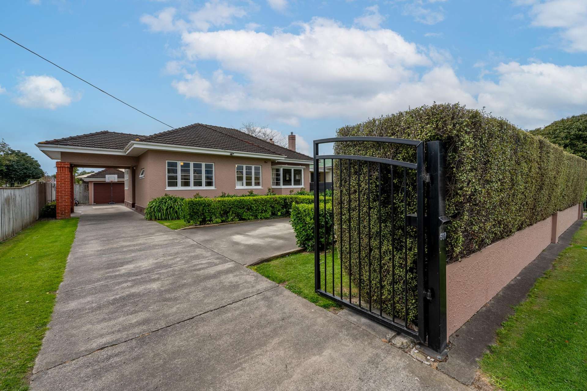 507 Frederick Street West Mahora_0