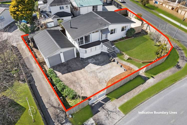 8 Malvina Place Bucklands Beach_36