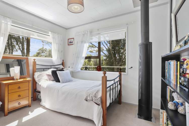 123 Laingholm Drive Laingholm_14