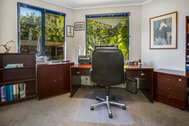 15a Seaview Road Paremata_14