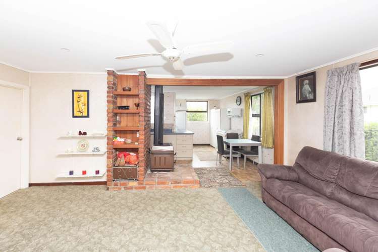 80 Main Road Harihari_3