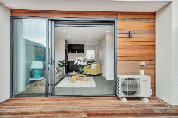 11/27 New Brighton Road Shirley_11