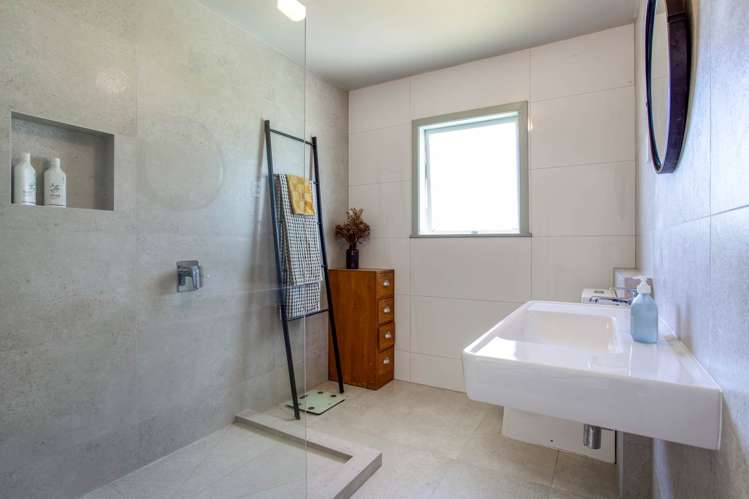 31 Te Wiata Place Avondale_13