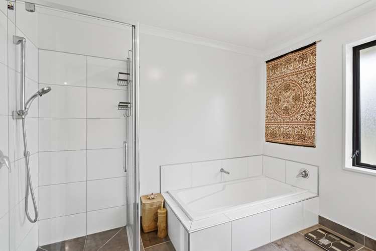 8 Haydon Place Amberley_11