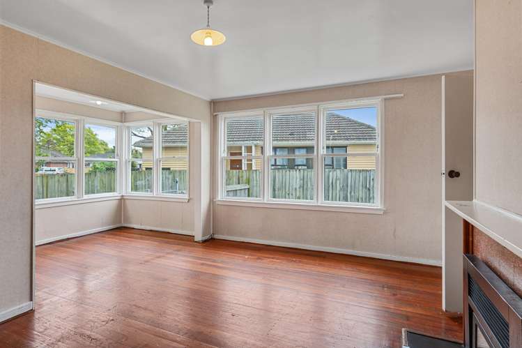 84 Emmett Street Shirley_3