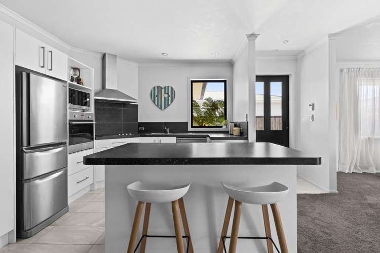 62A Osier Road Greenmeadows_3