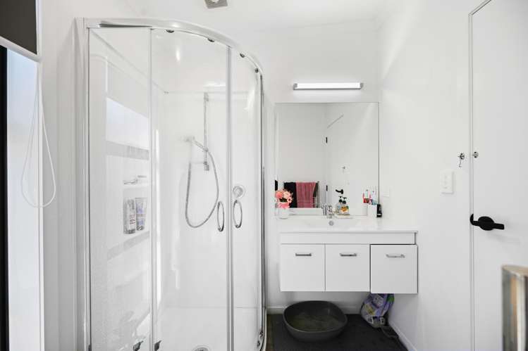2/1087 Heaphy Terrace Fairfield_11