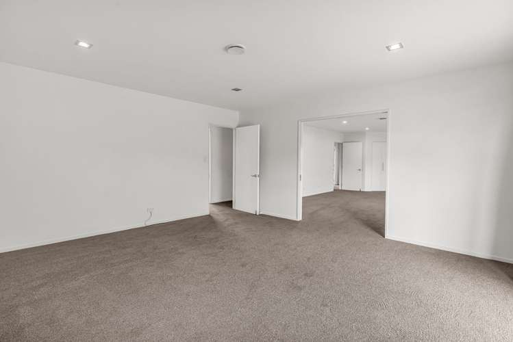 8 Parkdale Close Allenton_9