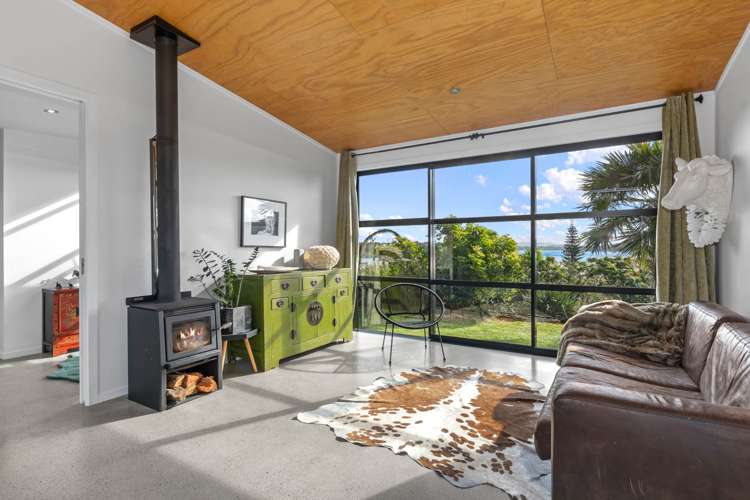 29 Muritai Road Parua Bay_6