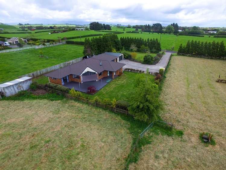 11 Tape Road Hillsborough_17