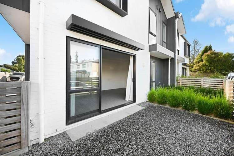 1/3 Dowding Street 1107_2