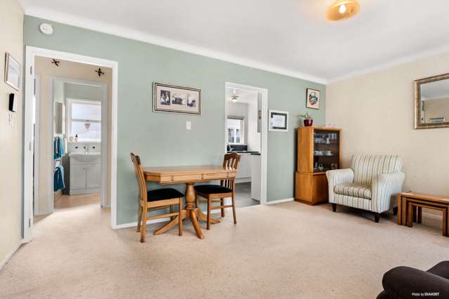 2/7 Cheltenham Road Devonport_3