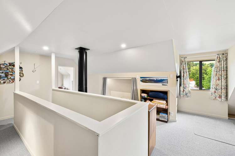 2 Porter Place Castle Hill_13