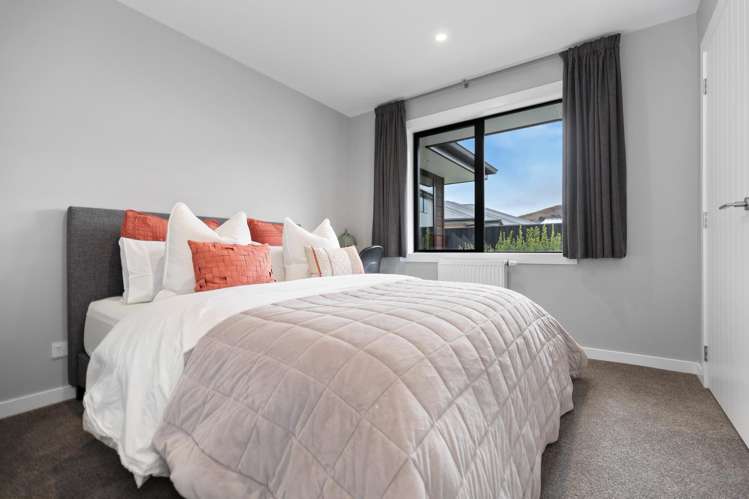11 Sandford Terrace Lower Shotover_15
