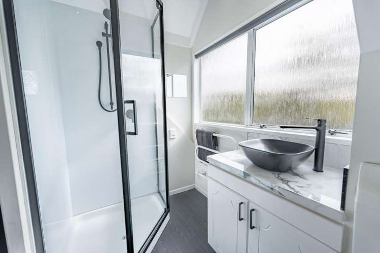 10 Birch Street Gleniti_13