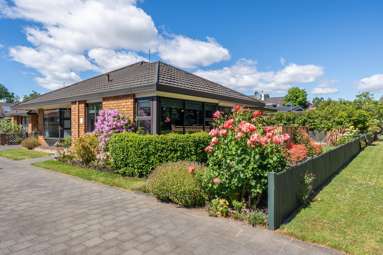 1/611 Roberts Street_1