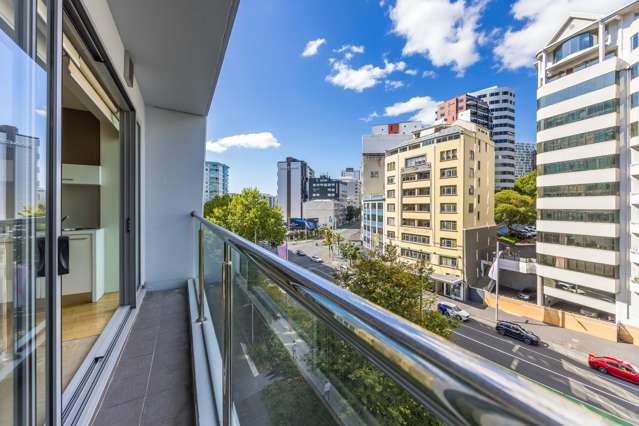 703/2 Beach Road Auckland Central_2