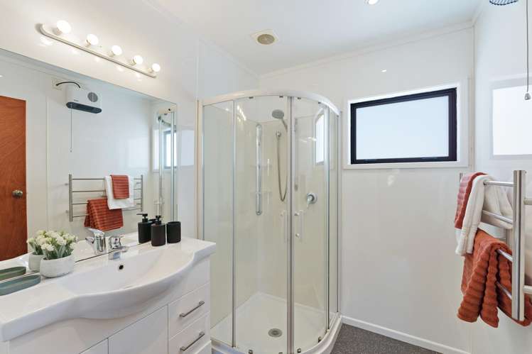 91 Atkinson Avenue Otaki Beach_15