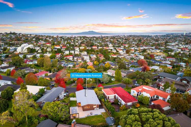 30 Meadowvale Avenue Forrest Hill_20