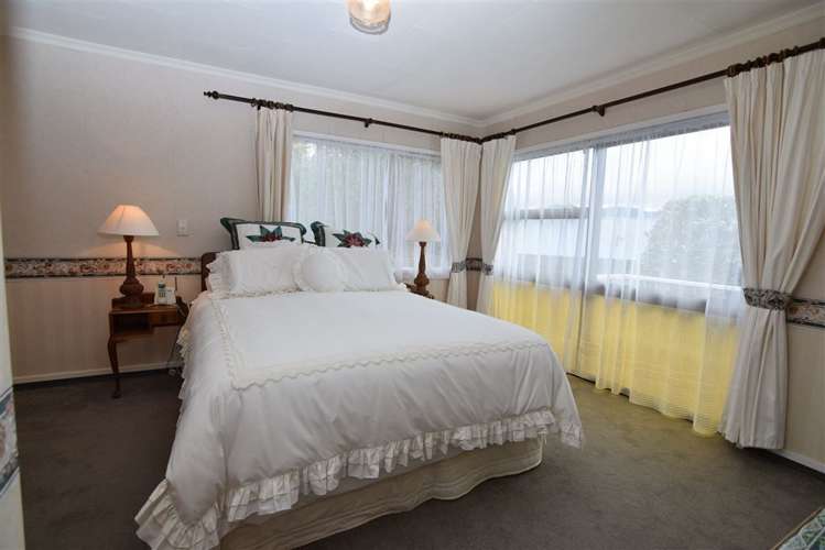 10 Pine Grove Tairua_10