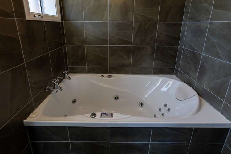 425 Armagh Street Linwood_17