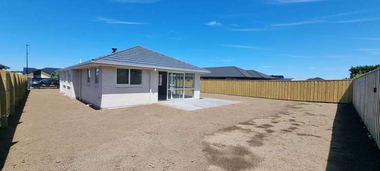 79 Northmoor Boulevard Rolleston_3