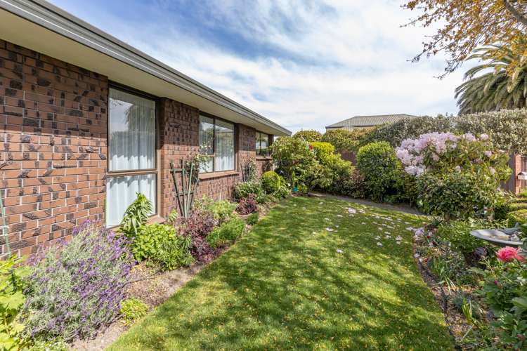 1/14 Gatonby Place Avonhead_22