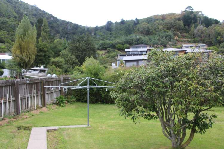 9 Seaview Crescent Picton_4