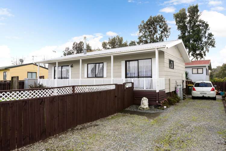 80 Kahikatea Drive Melville_14