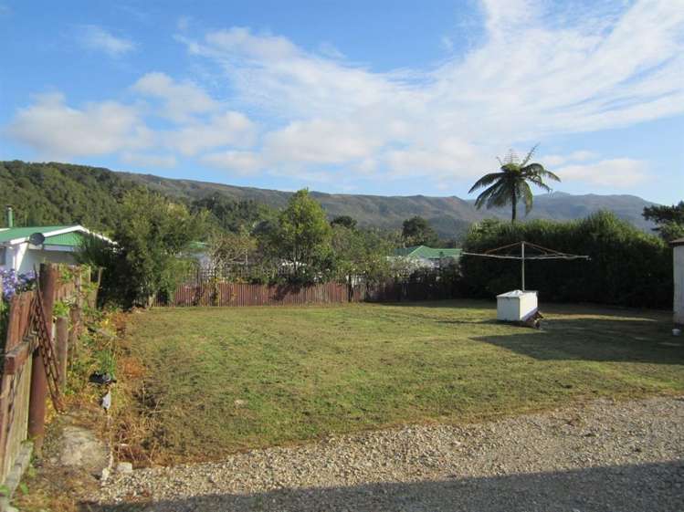 54 Mcgill Street Waimangaroa_8