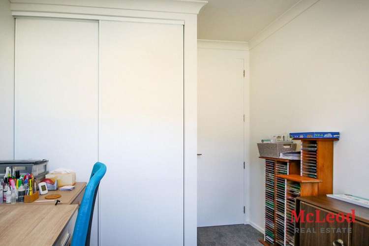 8 Alton Place Allenton_23