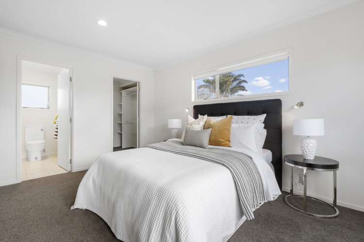 2/13 Fratley Avenue Farm Cove_8