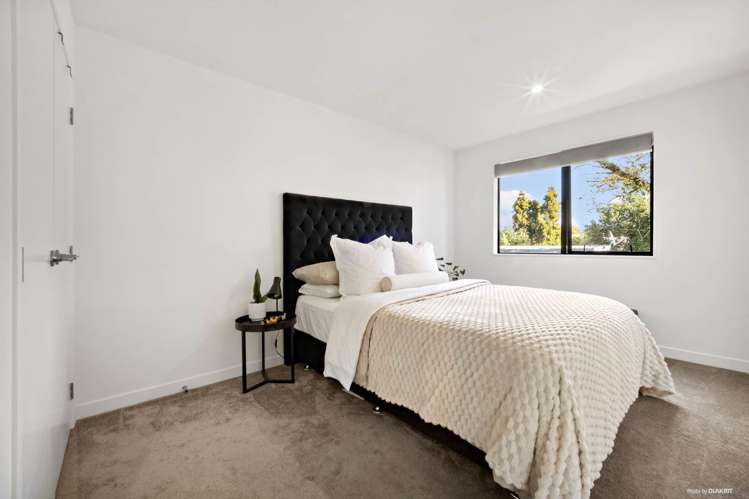 5B Beach Road Te Atatu Peninsula_12