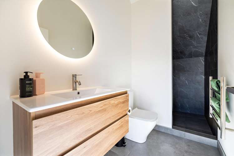 5 Escalator Avenue Jack's Point_13