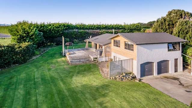 Lifestyle Living + 3 Bay Shed