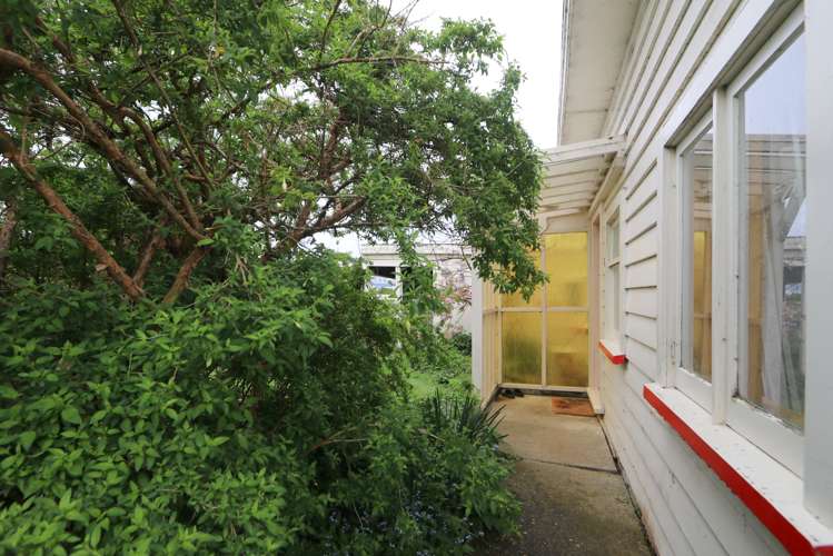 44 Palmerston Street Riverton_14