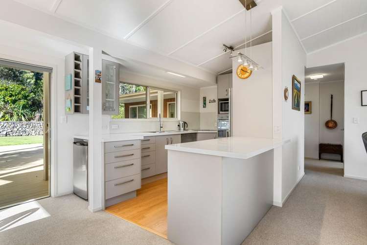 35 Mount Avenue Pauanui_6