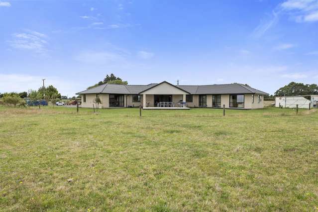 195 Livingstone Road Ngahinapouri_3