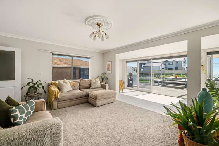 2/394 Oceanbeach Road Mount Maunganui_18