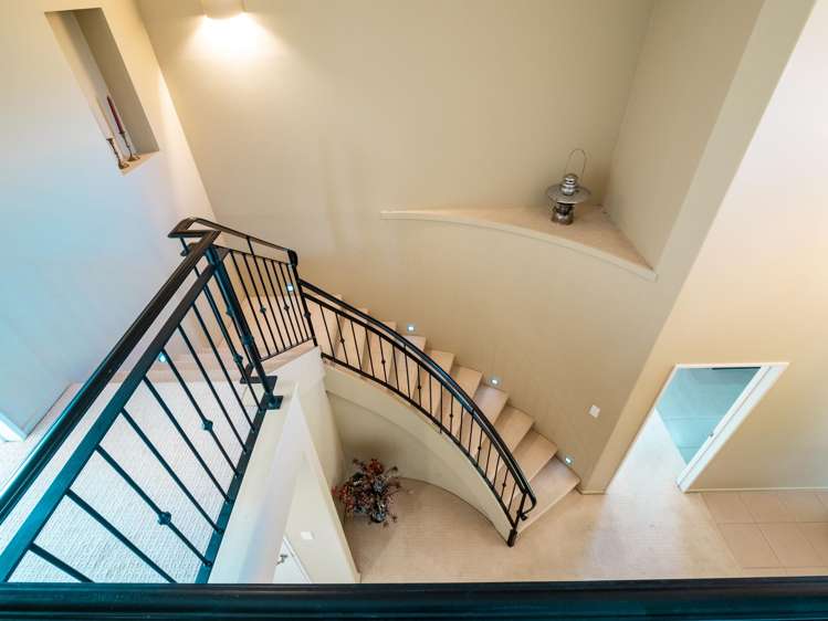 2 Kanuka Place Robinsons Bay_28